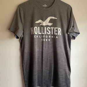 Hollister Graphic Tee
